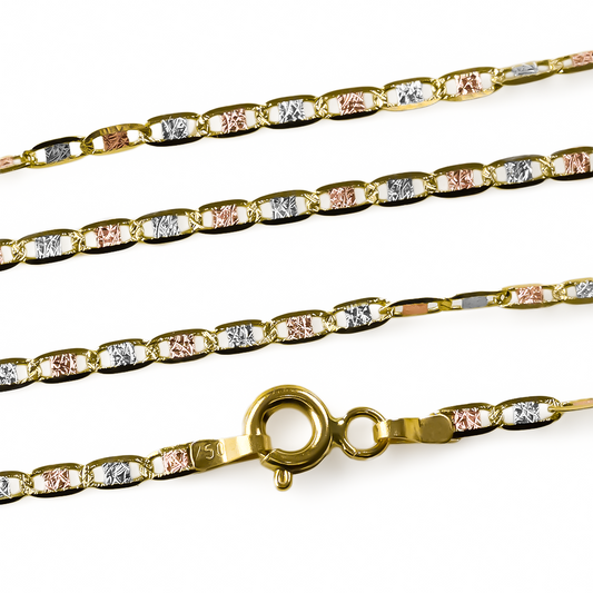 Cadena Escalera 3 oros S45 de oro de 18K de la Joyería Caracas ofrece un estilo elegante con su diseño de cadena en tres tonos de oro, cuenta con garantía de por vida.