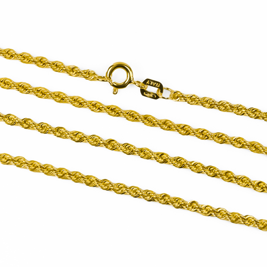 Cadena Lazo M45 de Joyería Caracas. Hecho de oro 18k, su garantía de por vida asegura una joya duradera y valiosa.