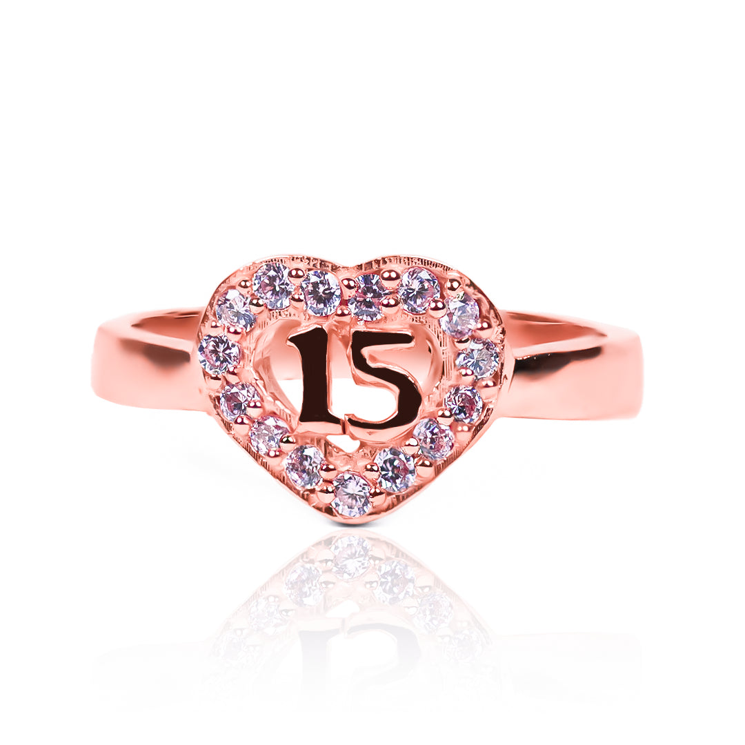 Anillo Heart15, fabricado en oro 18k por Joyería Caracas, cuenta con certificado de calidad y garantía de por vida.