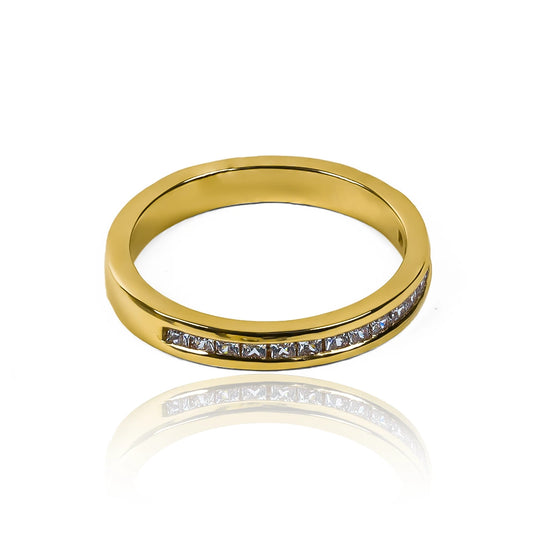 Anillo Line Princess, fabricado en Joyería Caracas, con oro 18k y una garantía para toda la vida.