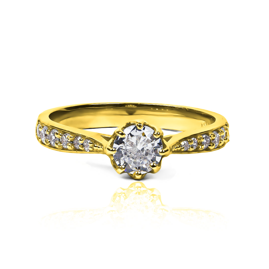 Anillo de compromiso Celestial, una verdadera joya de Joyería Caracas. Diseñado en oro 18k, cuenta con certificado de calidad y garantía de por vida.