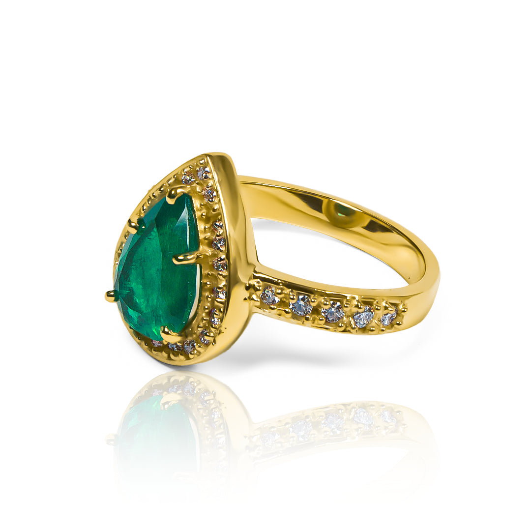 Anillo emerald drop moissanite (Pieza Única)