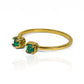 Anillo Emerald Duo fabricado por Joyería Caracas en oro 18k, cuenta con certificado de calidad y garantía de por vida.
