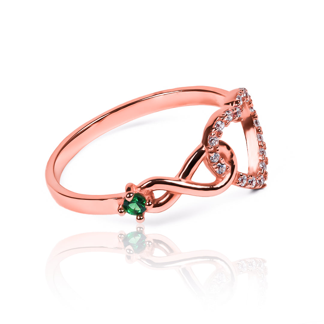 Anillo Infinity heart cristals, fabricado en Joyería Caracas y oro 18k de la más alta calidad. Además, viene con una garantía para toda la vida.