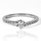 Anillo Deep Navy Moissanite 4.0mm. Fabricado en oro 18k por Joyería Caracas, cuenta con certificado con el más alto estándar de calidad y garantía de por vida.