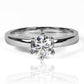 Anillo Coroa II Moissanite 5.5mm, fabricado en oro 18k por Joyería Caracas, cuenta con un certificado de calidad y garantía para toda la vida.