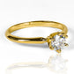 Anillo skinny Moissanite fabricado en oro 18k por Joyería Caracas, cuenta con un certificado de calidad y garantía para toda la vida.