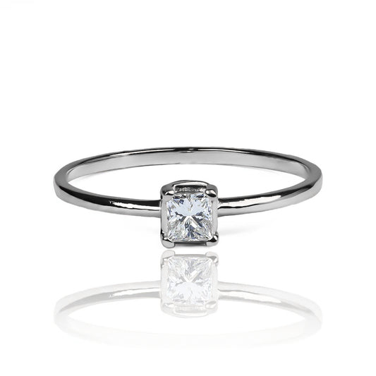 Anillo Silent Spin Cuadrado II Moissanita