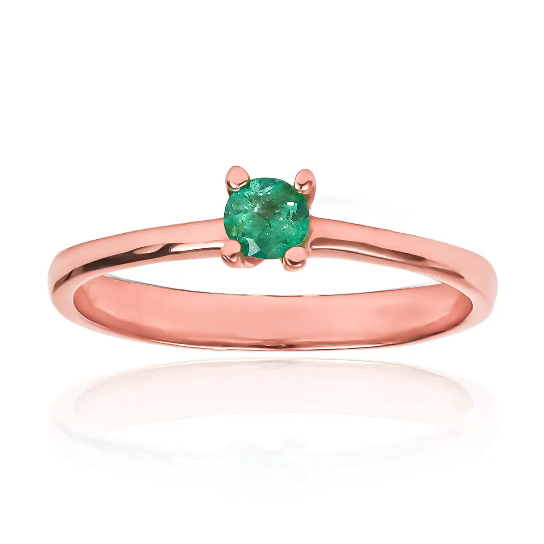 Anillo de compromiso pirámide Esmeralda, fabricado en Joyería caracas con oro 18k de la más alta calidad y certificado de garantía de por vida.
