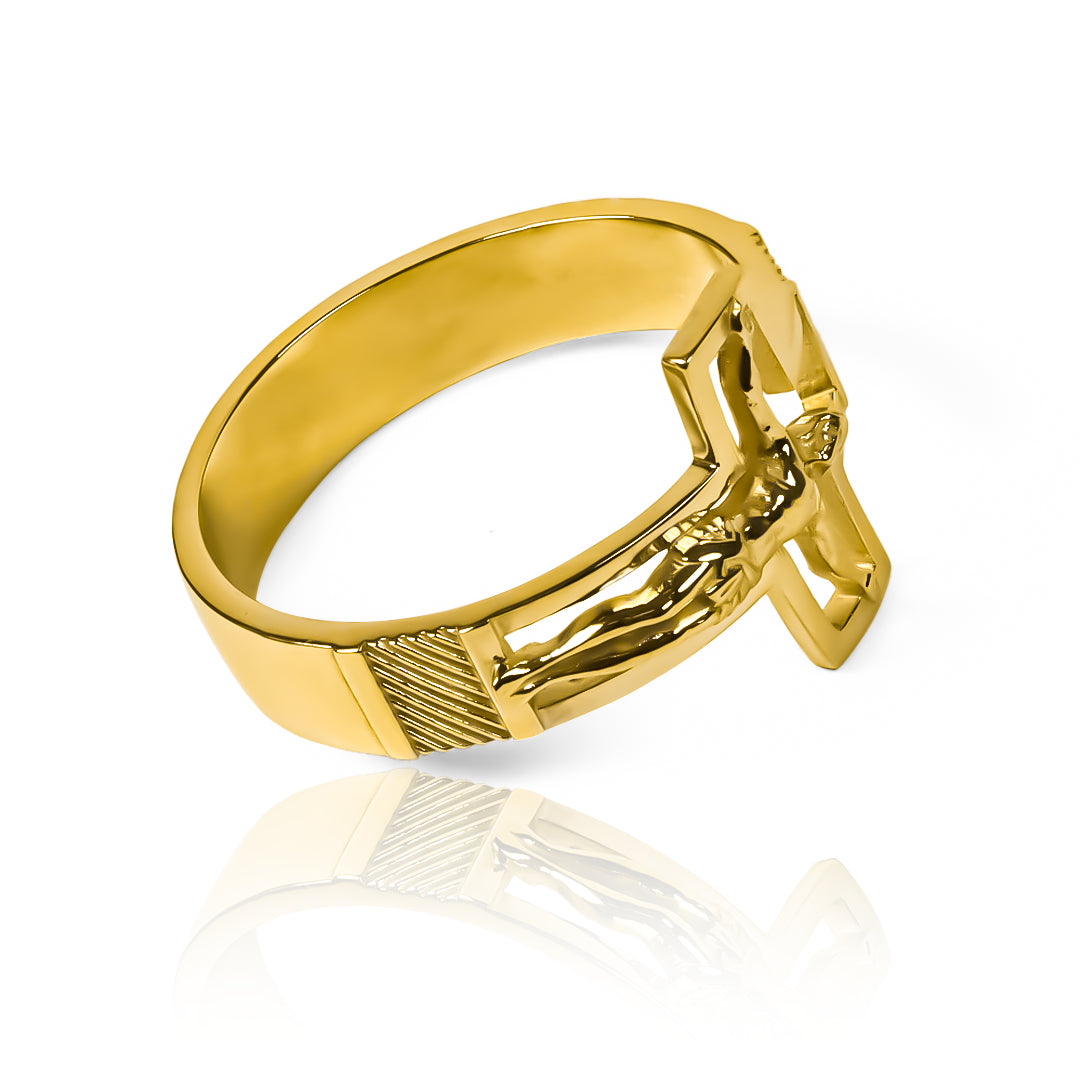 Anillo Silueta cruz - cristo, fabricado por Joyería Caracas. Este anillo en lujoso oro 18k es una muestra de sofisticación y estilo refinado. Con nuestra garantía de por vida.