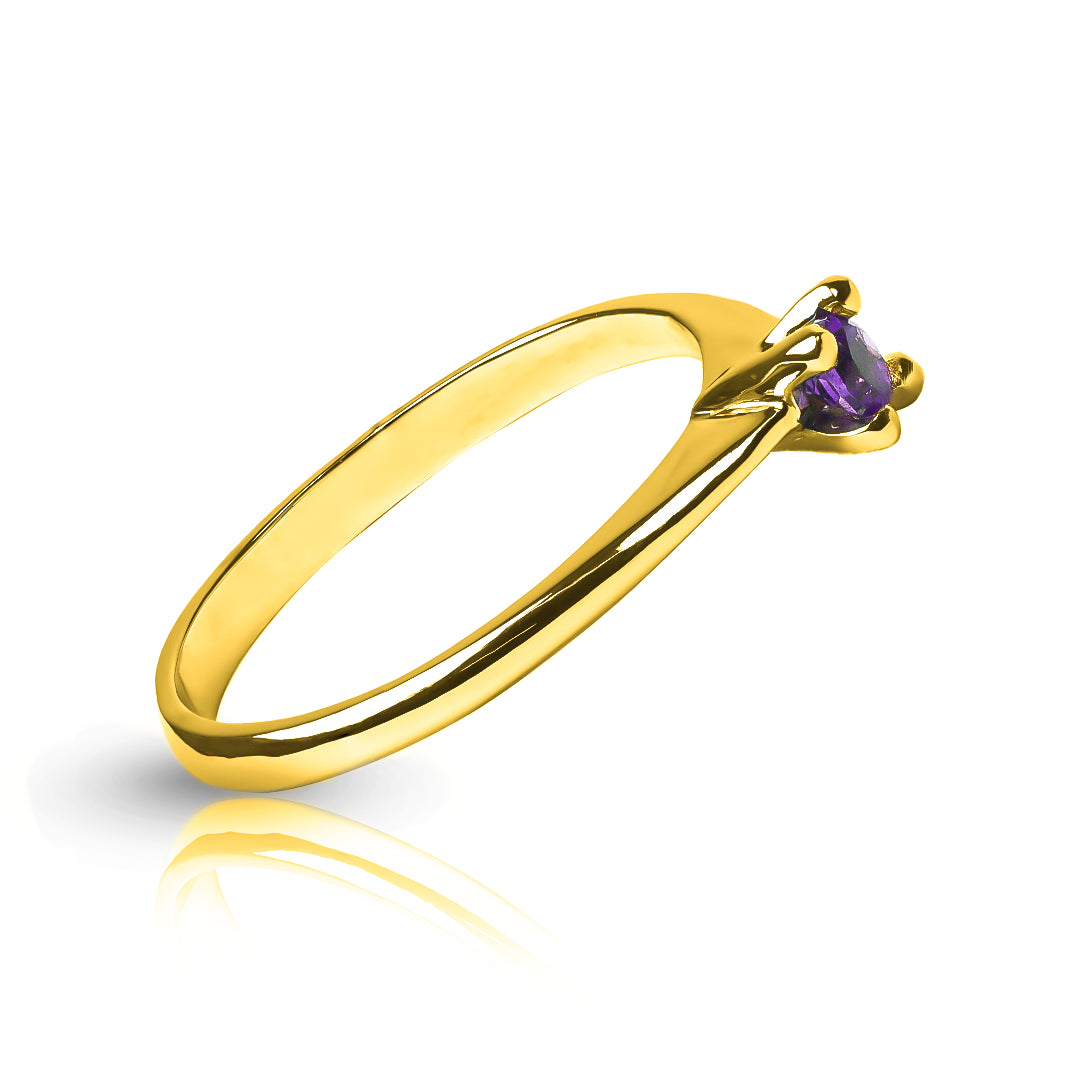 Anillo de compromiso Vii lo Amatista, hecho en Joyería Caracas en oro de 18k, cuenta con certificado de garantía para toda la vida.