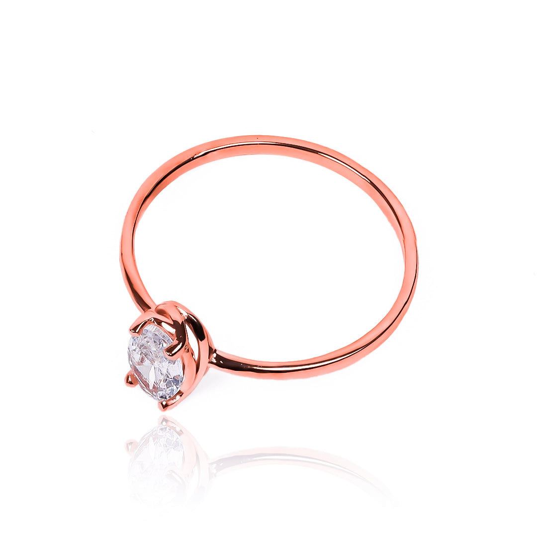 Anillo Silent Spin Ovalado II de oro de 18k, fabricado por Joyería Caracas, respaldado por un certificado de calidad y garantía de por vida.