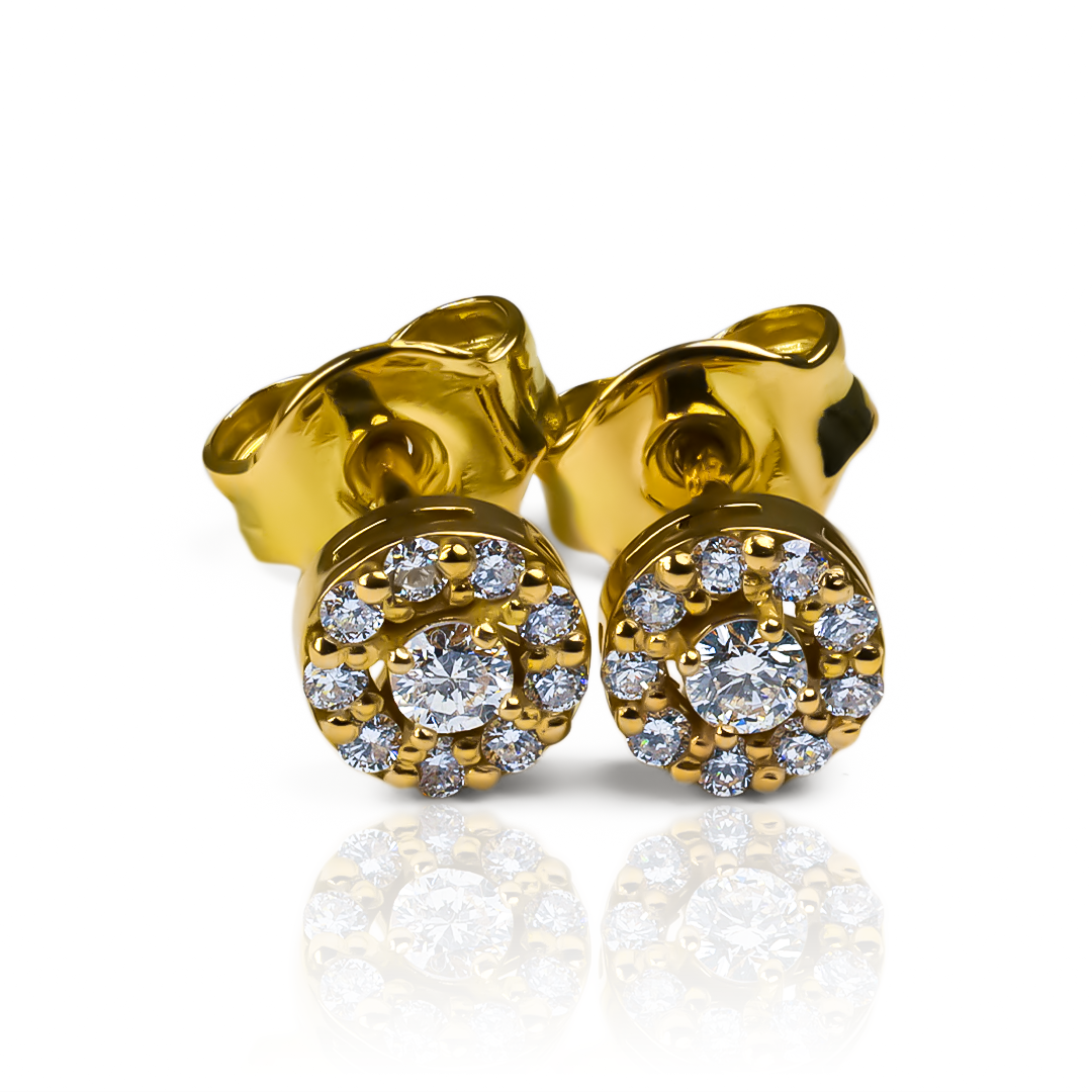 Haz una declaración audaz con los Aretes Diamond Party. Hechos de oro 18K de la prestigiosa Joyería Caracas, estos aretes son el accesorio perfecto para cualquier ocasión. Con una garantía para toda la vida, nunca tendrás que preocuparte por la calidad de tus aretes. Eleva tu estilo con este lujo exclusivo.