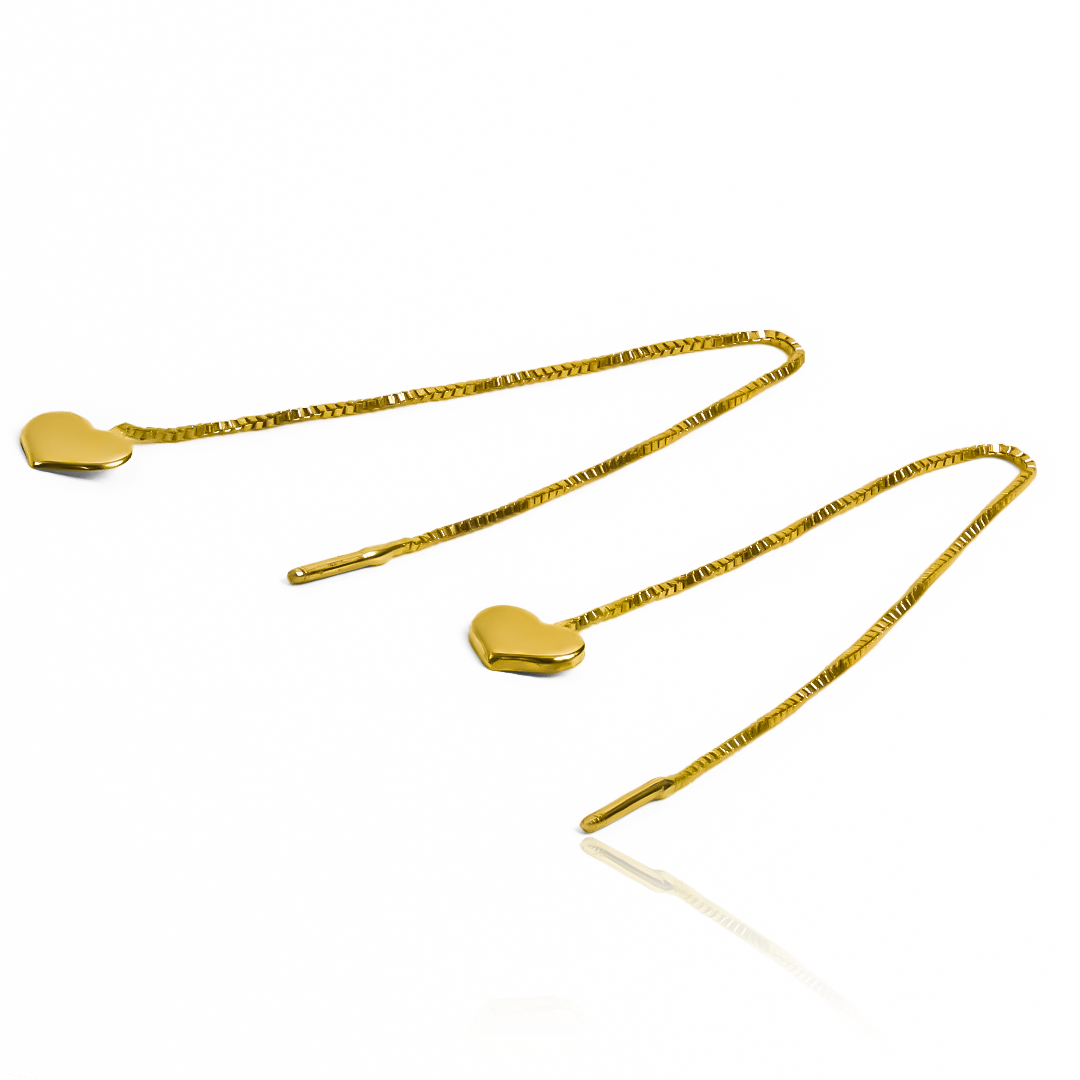 Los Aretes de Aguja Corazones Veneciana JC son una joya única en su clase, hechos con oro de 18K y diseñados por la prestigiosa Joyería Caracas. Con su delicado diseño en forma de corazón y la garantía de por vida, serán el complemento perfecto para cualquier atuendo elegante.