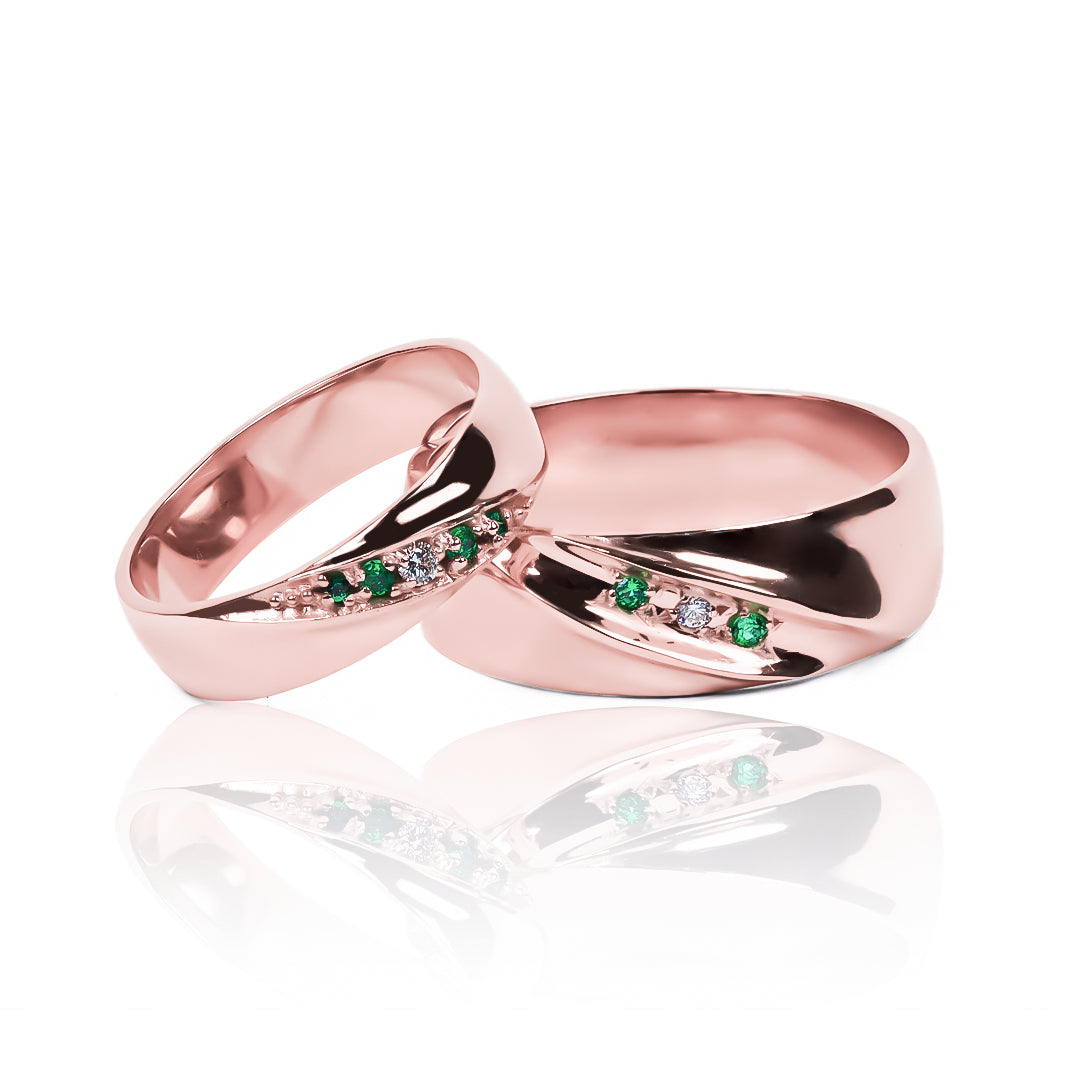 Argollas de matrimonio Channel, elaboradas en oro 18k por Joyería Caracas. Cada una cuenta con certificado de calidad y garantía para toda la vida.