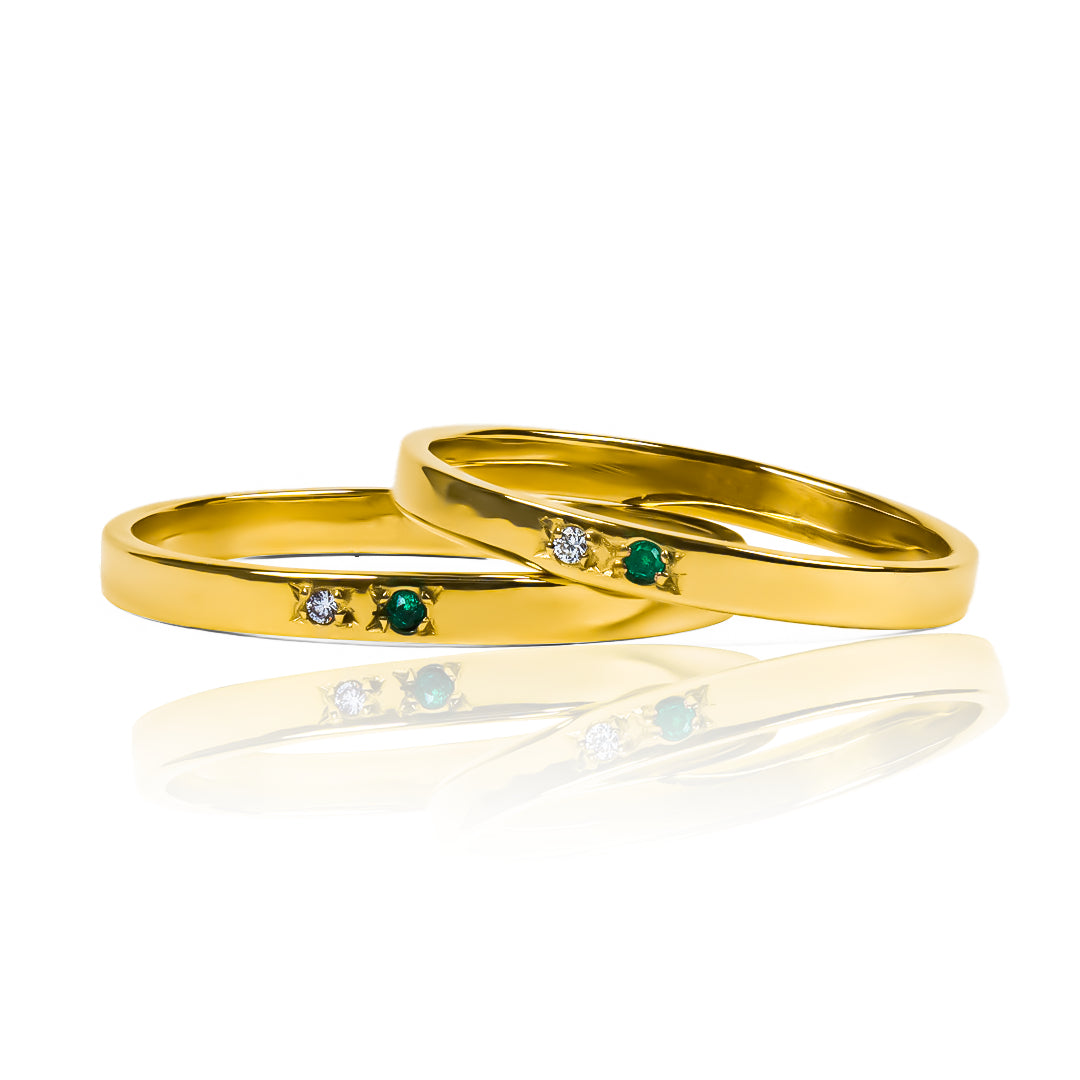 Classic wedding rings