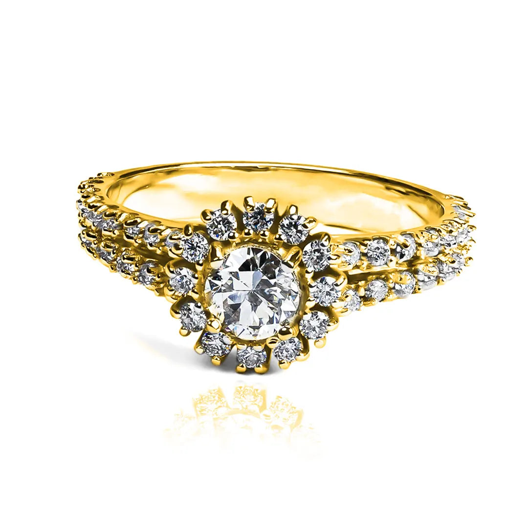 Anillo de compromiso obelisk de Joyería Caracas y oro 18k, este anillo cuenta con un certificado de calidad y garantía para toda la vida.