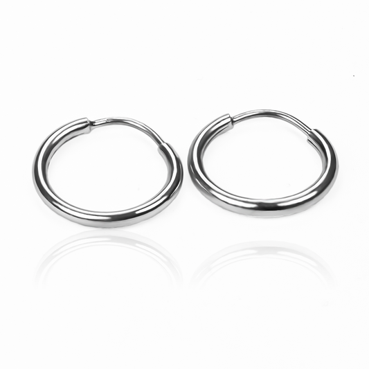 Par de candongas sin fin en oro blanco 18k