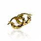 Disfruta de la elegancia y exclusividad con Candongas Melcocha acanalada S. Hechas de Oro 18K y con la distinguida marca de Joyería Caracas, estas candongas te acompañarán para siempre con su garantía de por vida. Destaca tu estilo con estas joyas que reflejan lujo y sofisticación.