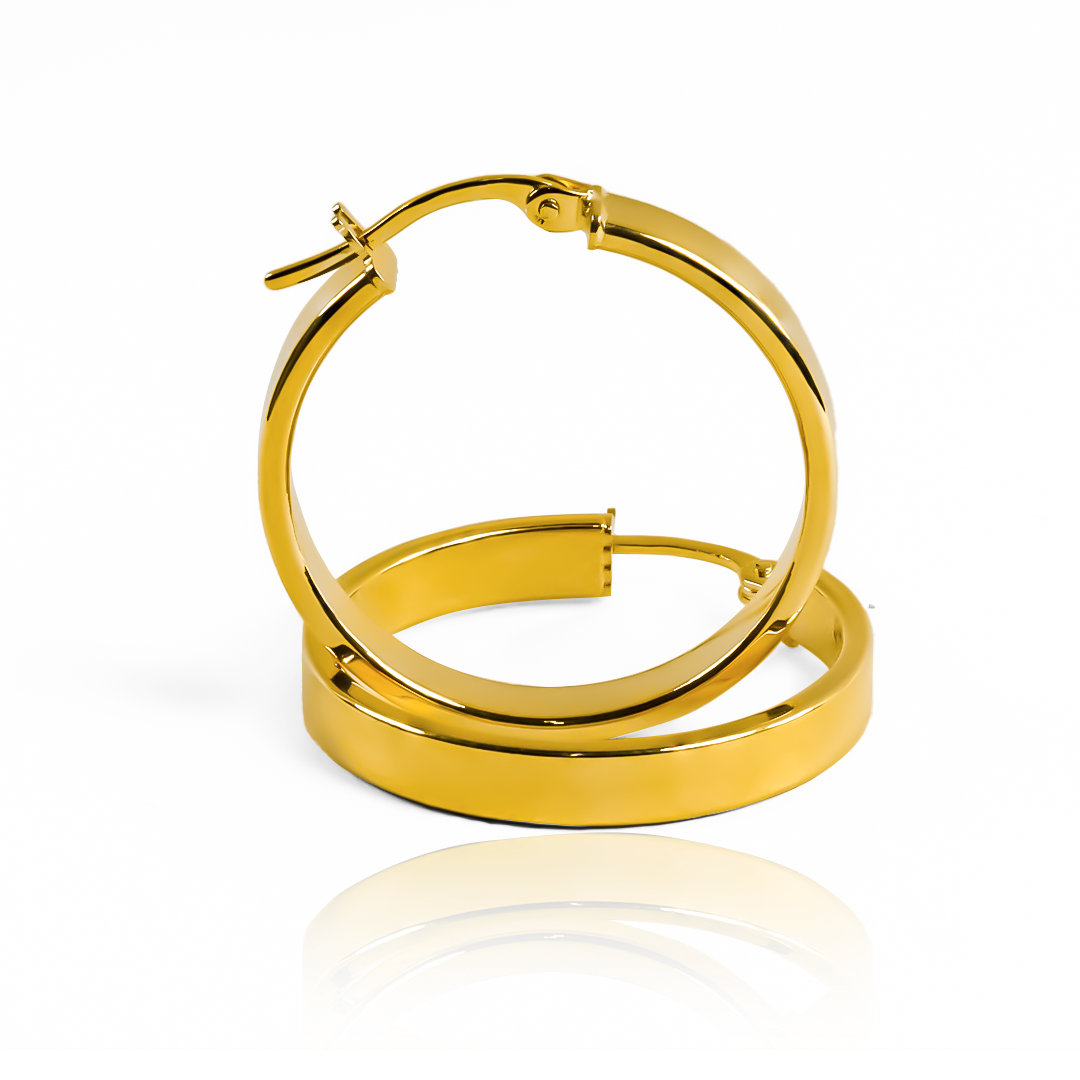 La joyería Candongas te presenta su nueva línea de accesorios con el increíble Candongas Square tube l plane I en oro 18K. Exclusivo diseño de Joyería Caracas con garantía de por vida. Eleva tu estilo con elegancia y distinción.