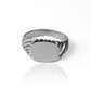 Anillo classic ring child de Joyería Caracas. Hecho de oro 18k y con garantía de por vida, este clásico anillo es perfecto para cualquier niño.