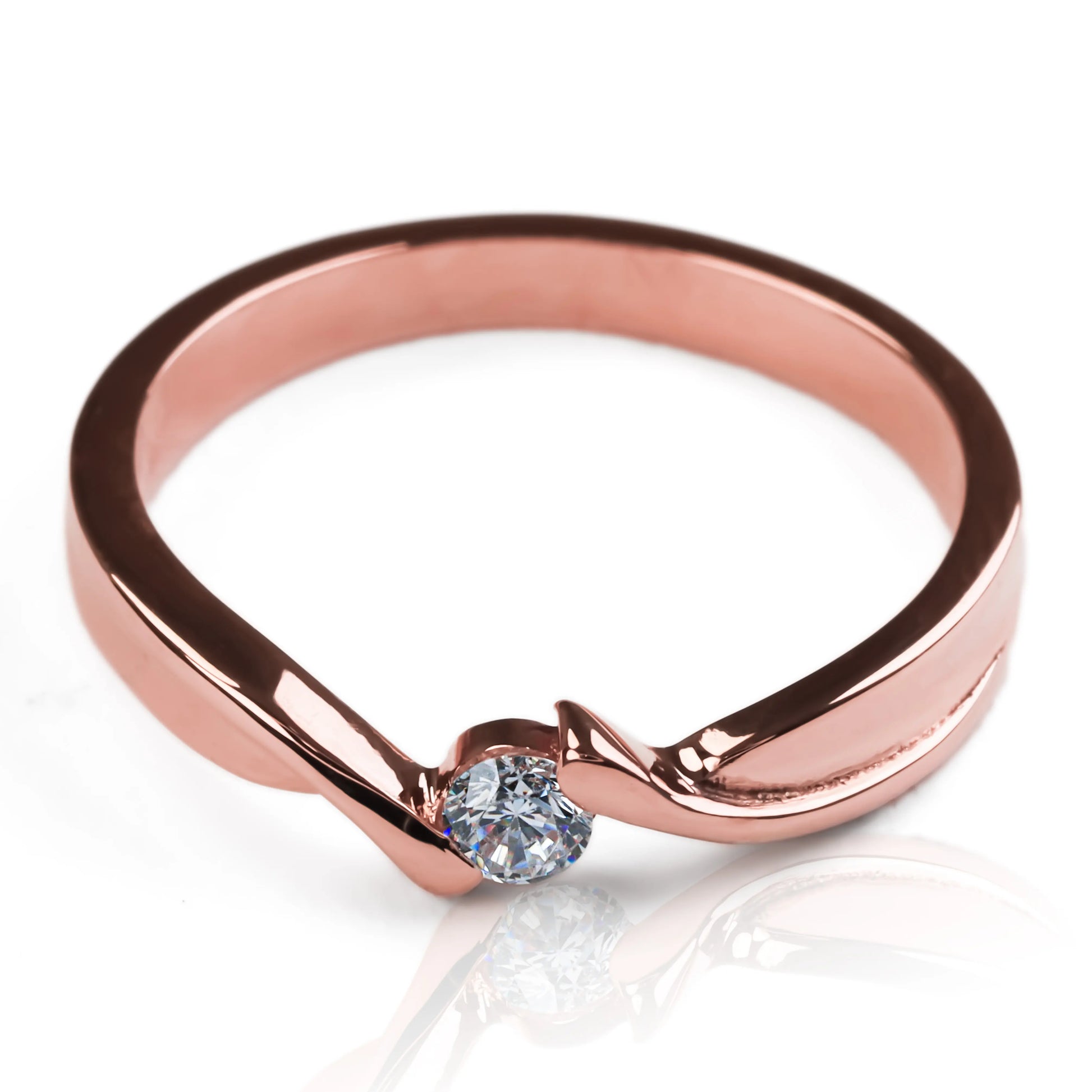 Anillo de Compromiso Glimpse de Joyería Caracas en oro 18k con certificado de calidad y garantía de por vida.