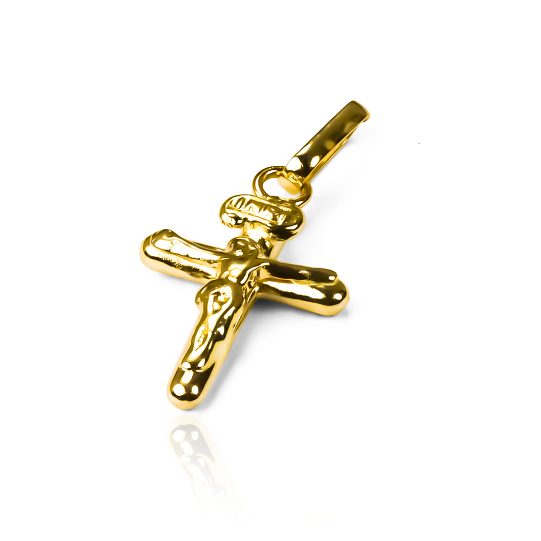 Dije Cristo inri SM JT. Hecho con Oro 18K de Joyería Caracas, cuenta con garantía de por vida. 
