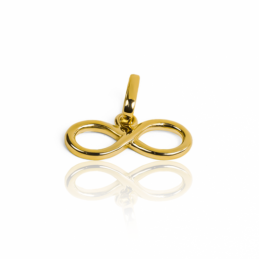 Dije Infinito Liso Jc. Hecho con oro 18K y diseñado por Joyería Caracas, cuenta con garantía de por vida. 