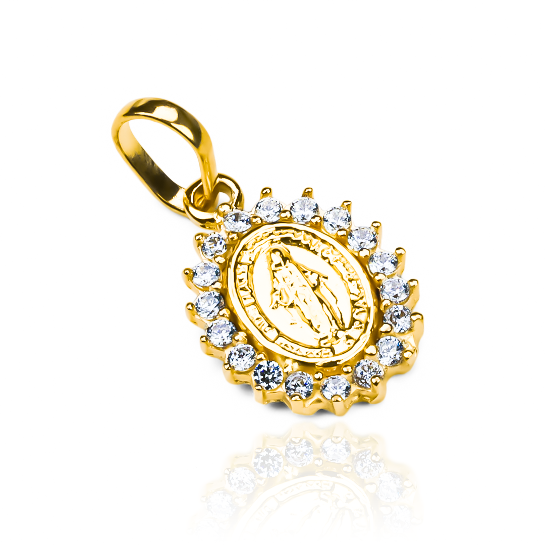 Dije Milagrosa crystal S JT, una pieza única de oro 18K de Joyería Caracas, cuenta con garantía de por vida. 