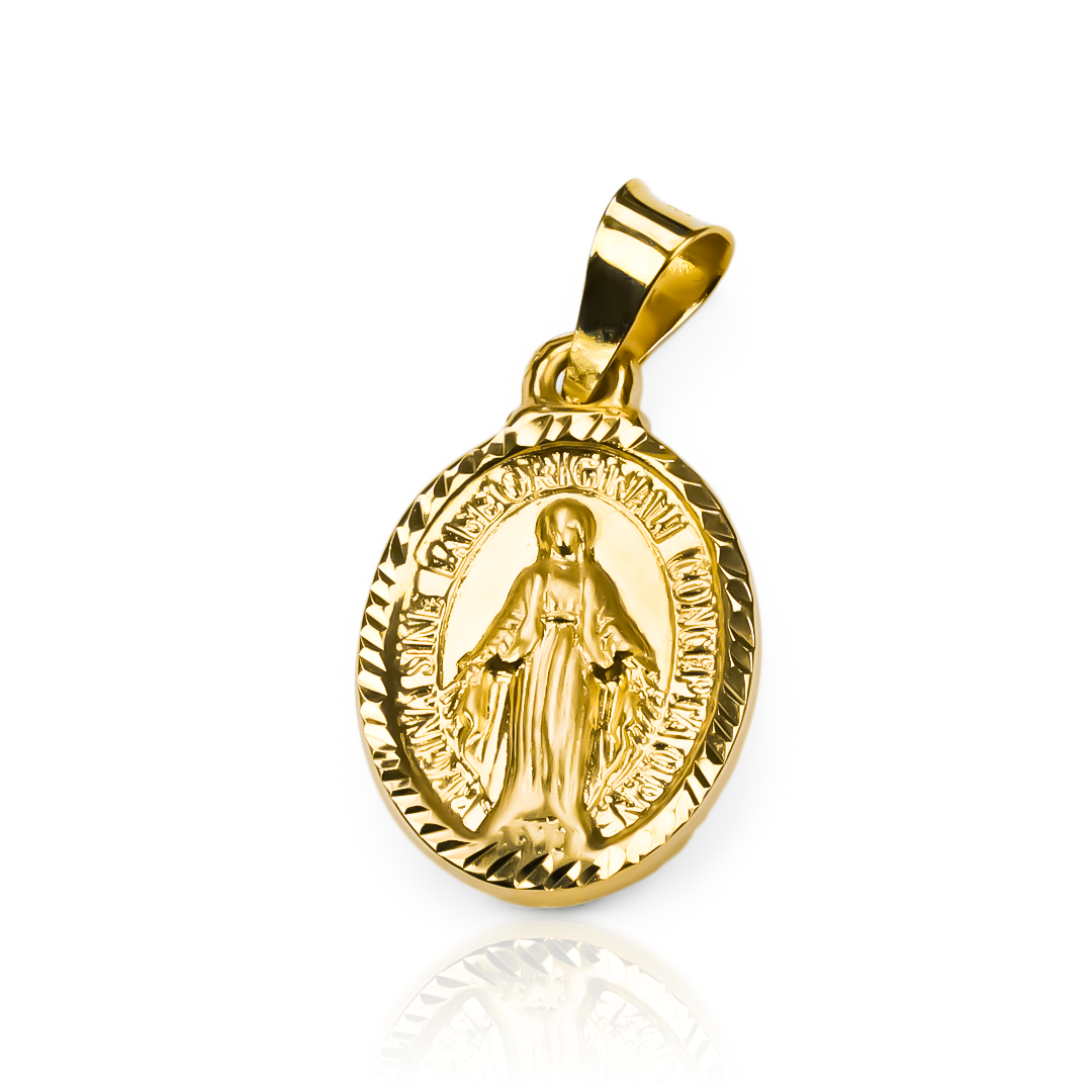 Dije Milagrosa facetada MI está elaborada con oro 18K y es una creación de la prestigiosa Joyería Caracas. Con garantía para toda la vida.
