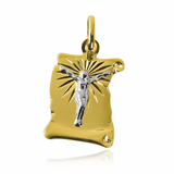 Dije Pergamino cristo bicolor M. Fabricado en oro 18K de la reconocida Joyería Caracas, cuenta con garantía de por vida. 