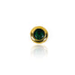 Dije pasante número 3 de oro 18k con piedra central verde.