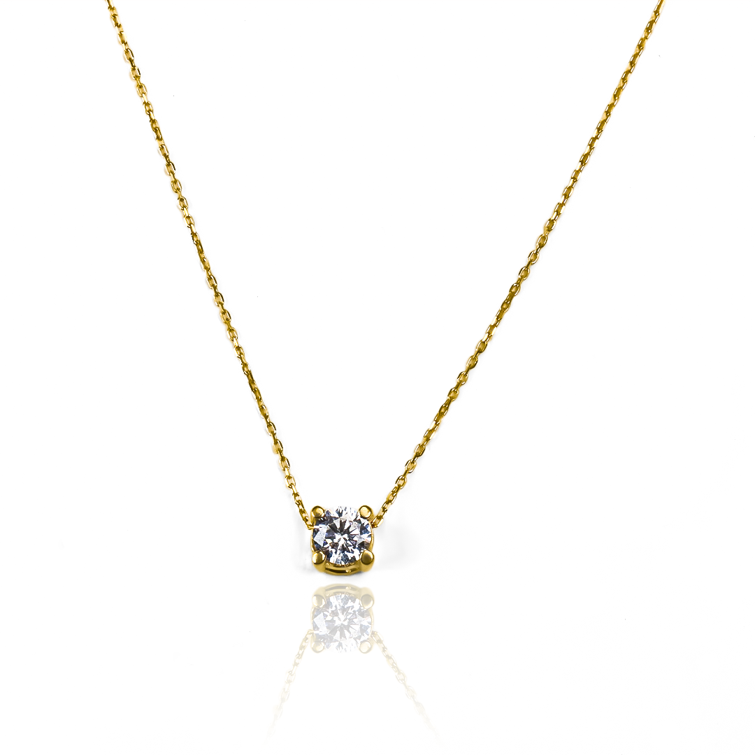 Dije pasante #4, elaborado con oro de 18K, de la exclusiva Joyería Caracas. Con garantía para toda la vida.