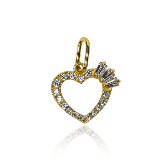 Dije Corazón Trapecios Jc fabricado por Joyería Caracas en oro 18K, cuenta con certificado de calidad y garantía de por vida.