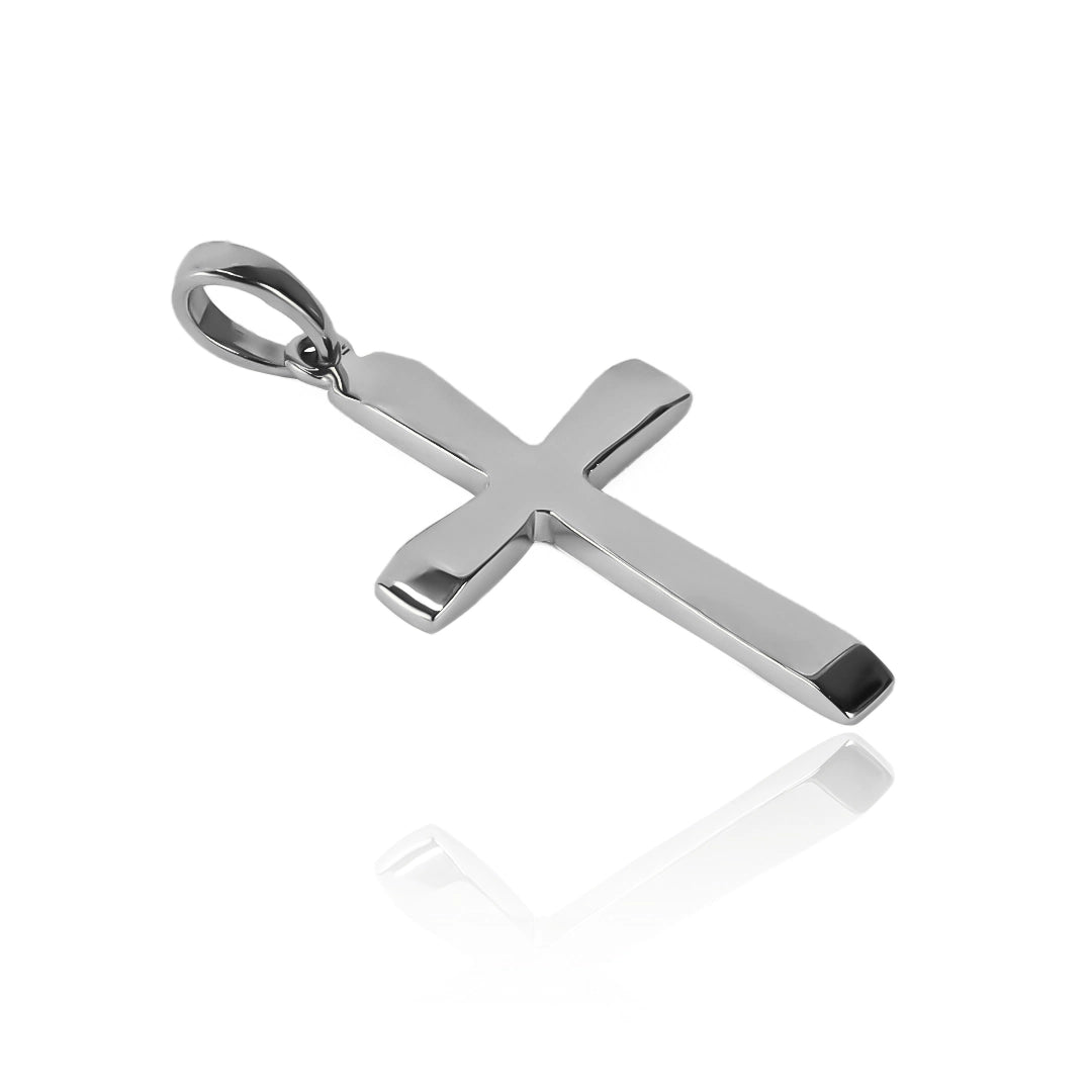 Dije Croix. Hecho con Oro 18K y con el sello de calidad de Joyería Caracas, cuenta con garantía de por vida. 