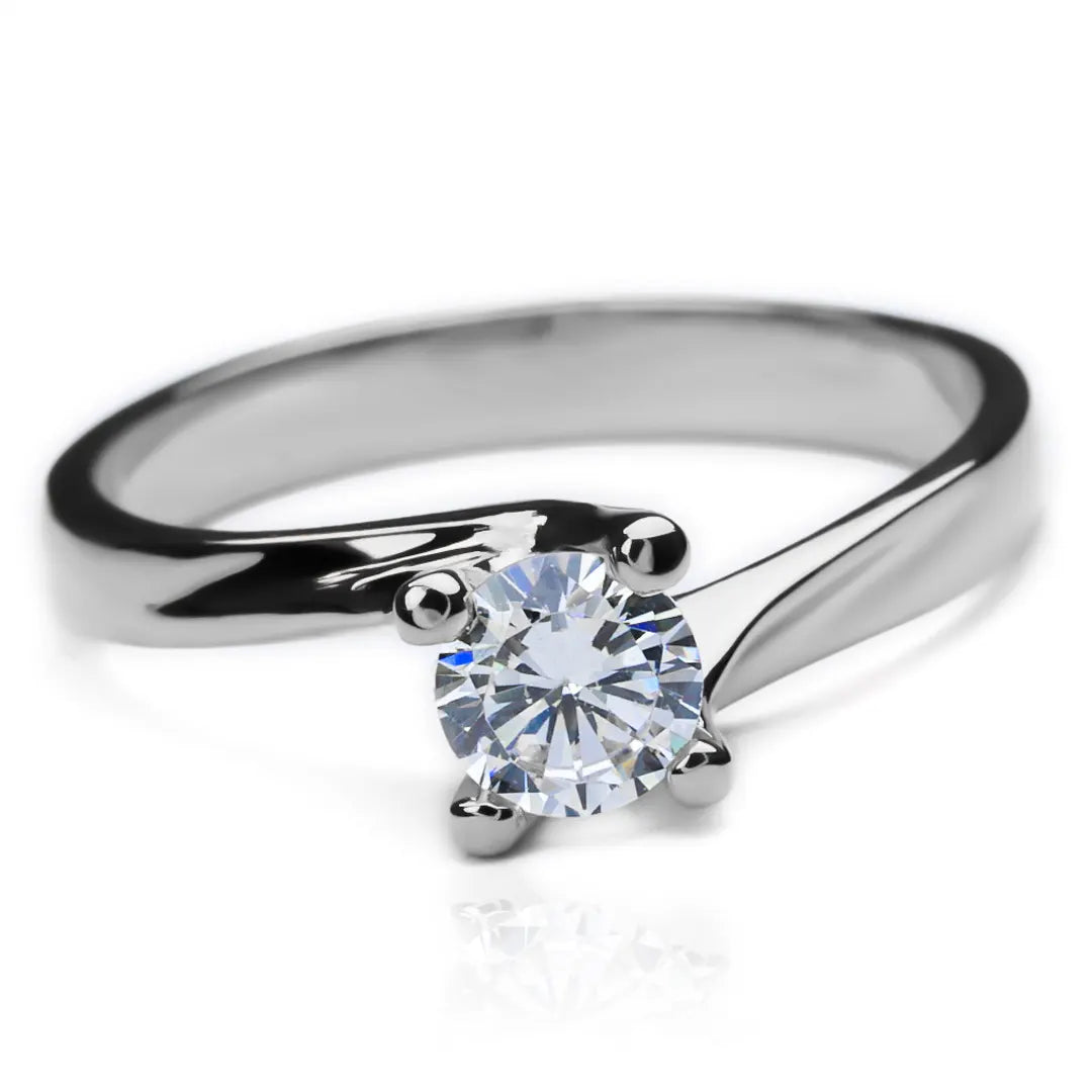 Anillo de compromiso duo san marteen, fabricado en Joyería Caracas y oro 18k de la más alta calidad, con certificado de garantía para toda la vida.