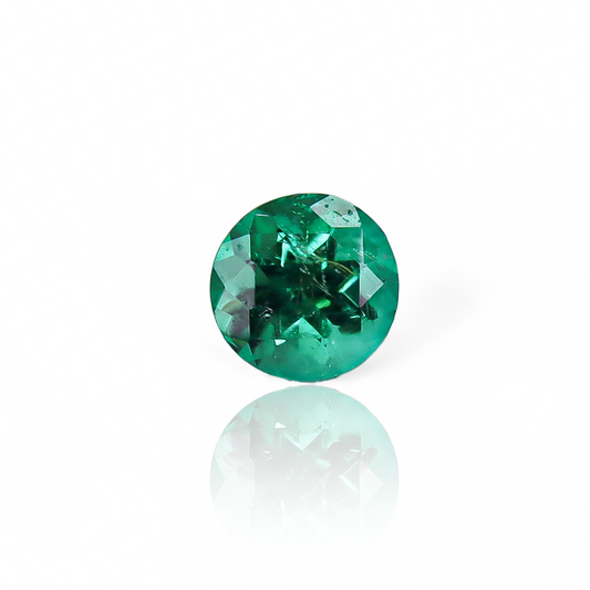 La joyería Esmeralda 045 de Caracas es una verdadera joya que ofrece una garantía para toda la vida. Con su piedra preciosa, esta pieza es elegante y exclusiva, perfecta para complementar tu estilo y ser un tesoro para siempre.