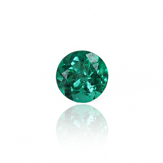 Descubra la belleza eterna de la Esmeralda 046. Con esta joyería de Caracas, llevará consigo una garantía para toda la vida y una piedra preciosa de incomparable valor. Esta pieza exclusiva es perfecta para aquellos que buscan lo mejor en elegancia y lujo.