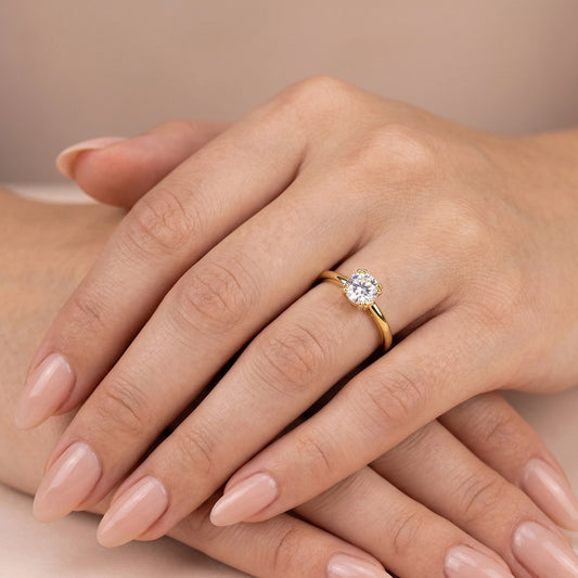 Anillo Double Claw Moissanita 4.5mm