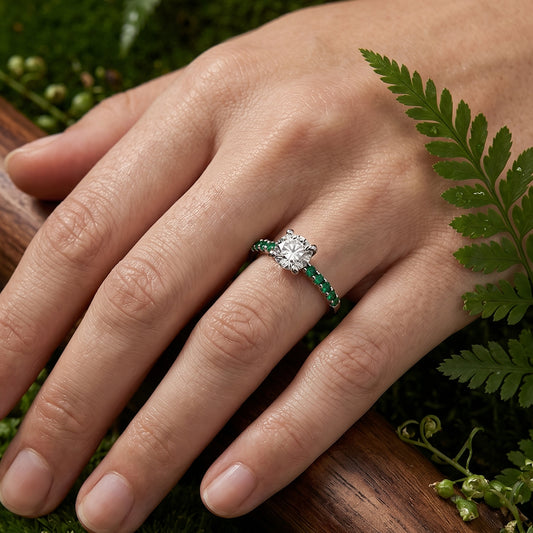 Anillo Quantum Radiant Lab Diamond - Emerald
