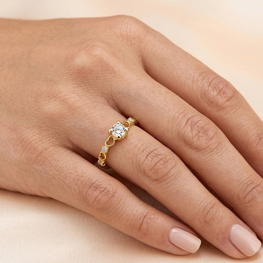 Anillo Con el Corazón Moissanite 4.5mm