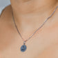 Cuello de mujer con cadena en tejido cubano alargada de 40cm en oro blanco de 18 quilates, hecho en Joyería Caracas. 
