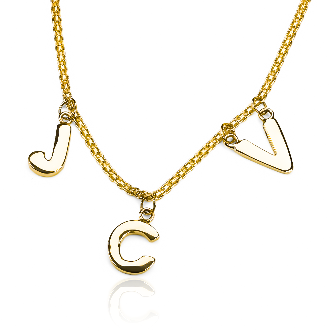 Gargantilla 3 Iniciales 45, fabricado en oro 18k por Joyería Caracas, cuenta con un certificado de calidad y garantía de por vida.