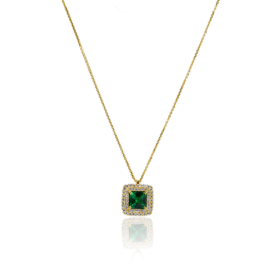 Gargantilla Green Lady Square, fabricado en oro 18k por Joyería Caracas, cuenta con un certificado de calidad y garantía de por vida.
