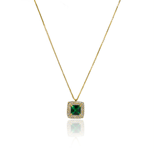 Gargantilla Green Lady Square, fabricado en oro 18k por Joyería Caracas, cuenta con un certificado de calidad y garantía de por vida.