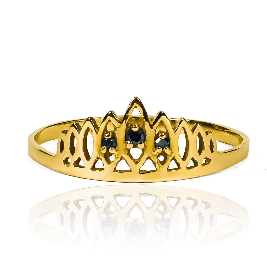 Anillo Lengua de Fuego Rose Diamante, hecho en oro 18k de Joyería Caracas, cuenta con certificado de calidad y garantía de por vida.