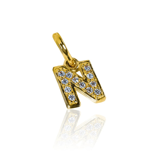 Dije Letra N crystal mini JT con un elegante diseño de oro 18K es una joya exclusiva de Joyería Caracas. Con garantía de por vida.
