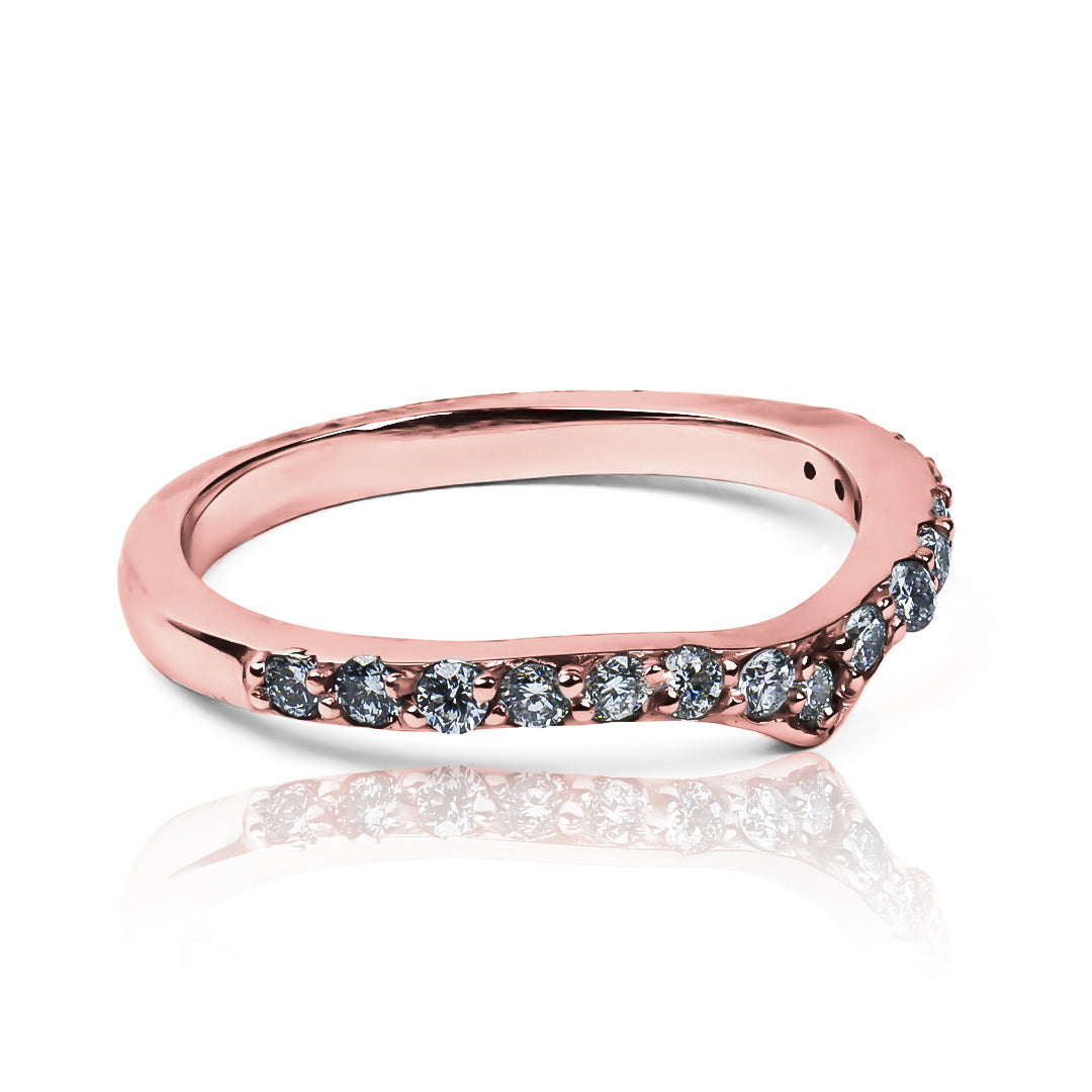 Anillo pisargolla corazón enamorado de oro 18k de Joyería Caracas. Cuenta con garantía para toda la vida.