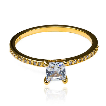 Anillo de compromiso princess ring de Joyería Caracas. Hecho en oro 18k con certificado de calidad y garantía para toda la vida.