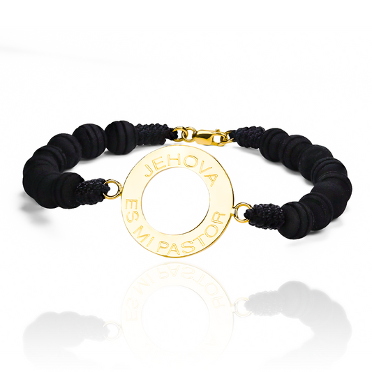 Pulsera Aro Sin Fin / Personalizado de Joyería Caracas está elaborada en oro 18k, con detalles en hilo terlenca y bisutería de calidad. Con garantía de por vida y sin costo adicional.